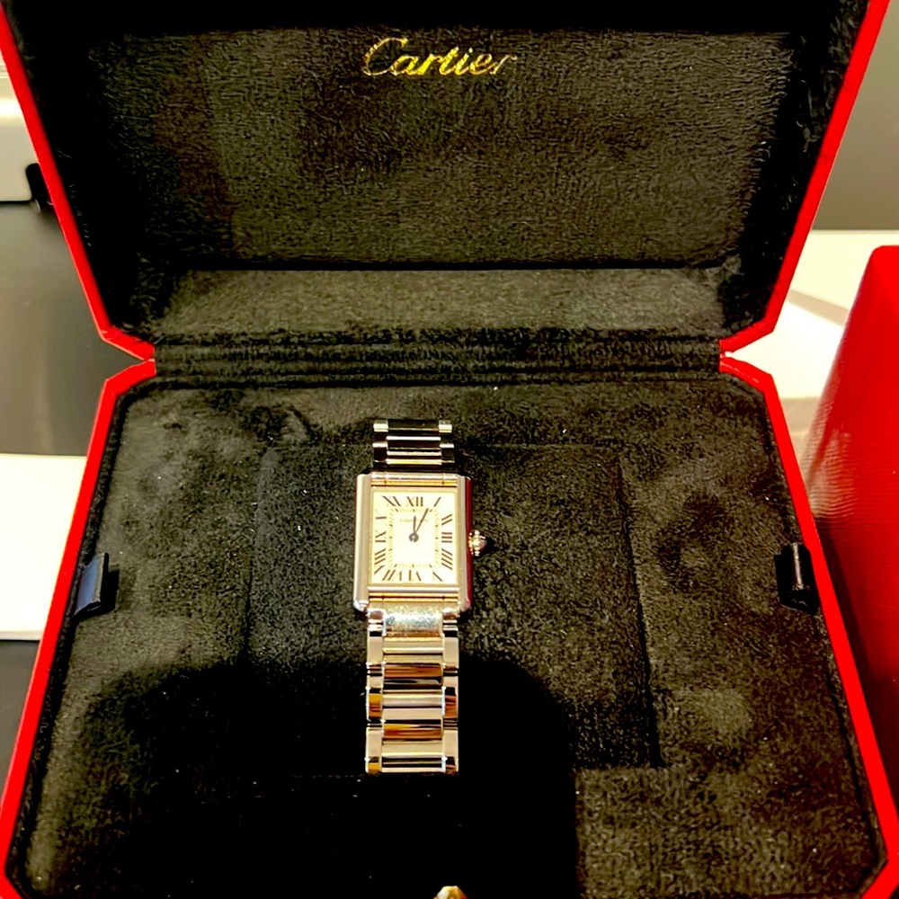 Brand New w Box Cartier Tank Must Watch (small model)